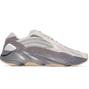 Yeezy 700 V2 Tephra